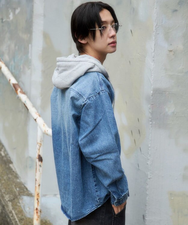WEGO デニムフードシャツ（LS） デニム淡加工色