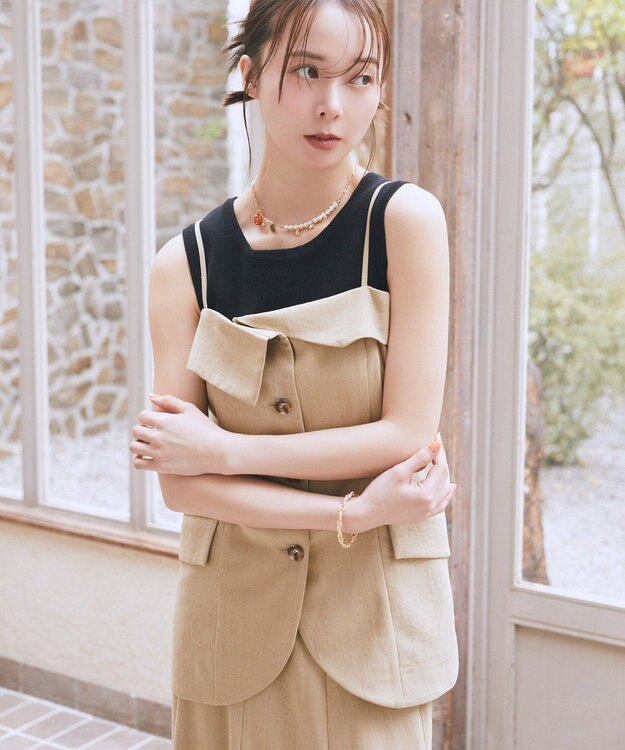 earth music&ecology 【セットアップ対応】フラップボタンビスチェ Light Beige