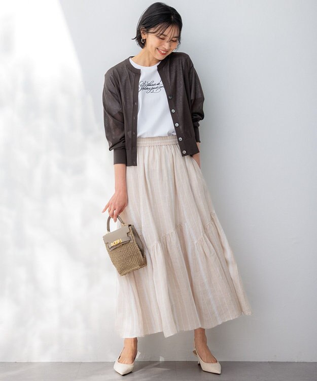 23区 【井波麻里衣さんコラボ】カリグラフィー 刺繍 Tシャツ オフ×ブラック