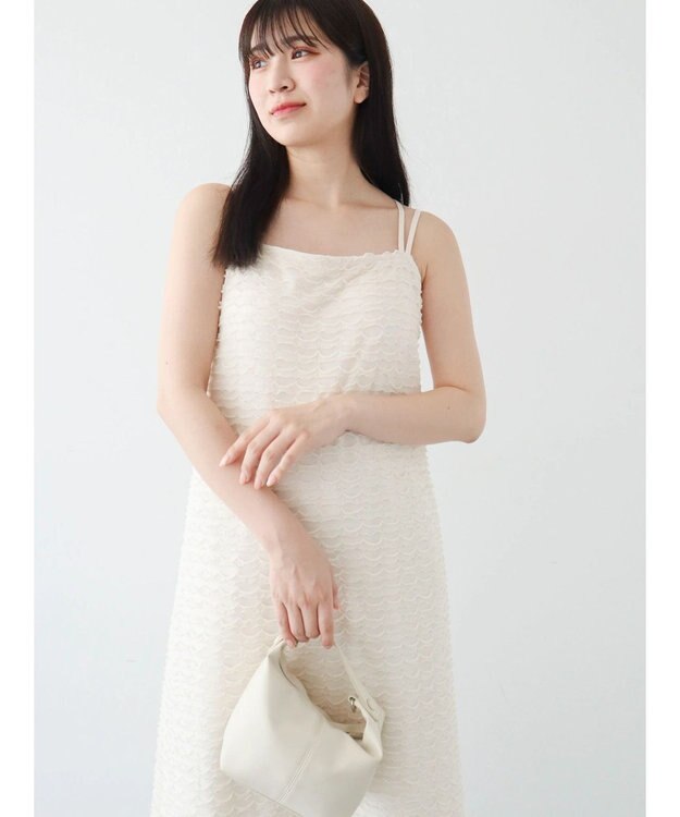 Green Parks カップ付きフリル生地キャミワンピース Ecru