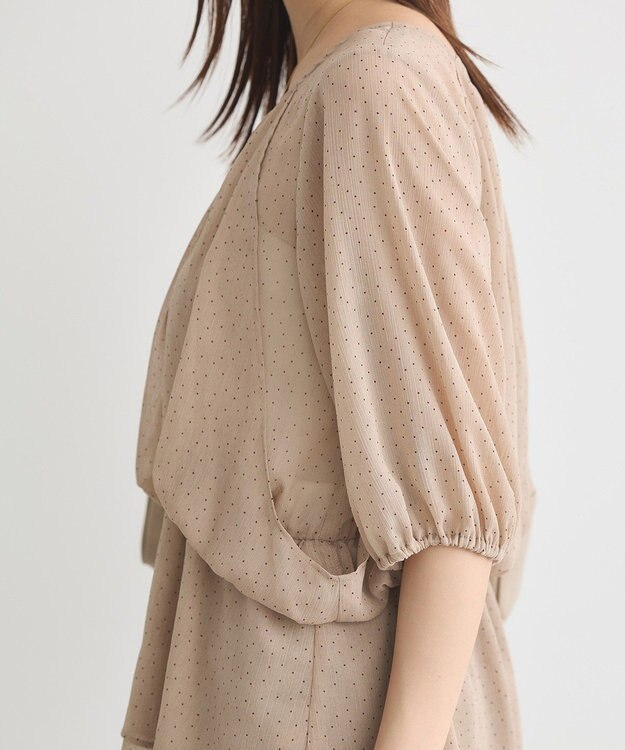 earth music&ecology レイヤードライクドット柄ブラウス Light Beige