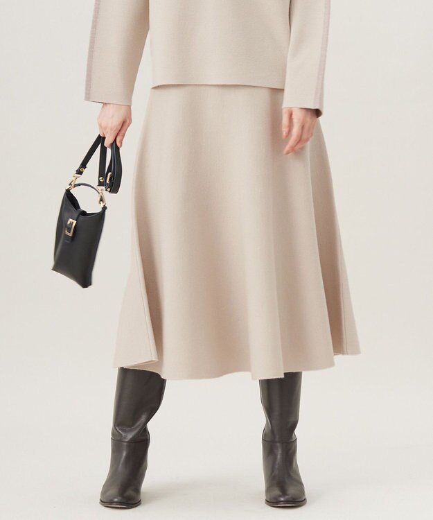 自由区UNFILO☆size44 モカベージュ　ニットセットアップ 自由区UNFILO☆size44 モカベージュ ニットセットアップ