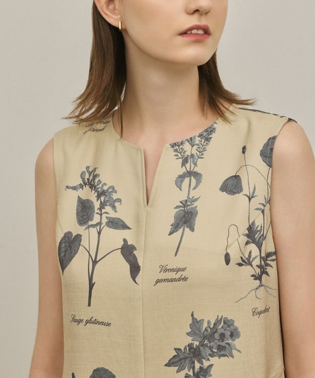 GRACE CONTINENTAL ボタニカルプリントフレアワンピース ベージュ