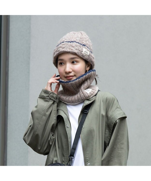 林八百吉商店 Coleman 裏ボアケーブル編みワッチ モカ