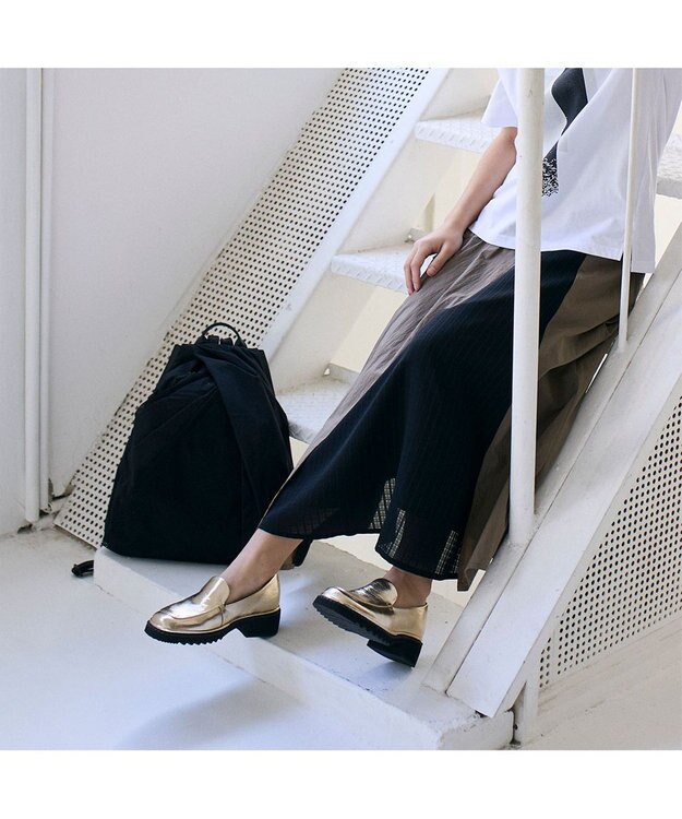 MODE ET JACOMO <D'ICI>ボリュームソールソフトローファー ゴールド