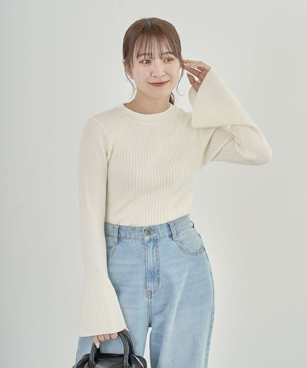 Green Parks ・ｓｗｉｎｇ　ｂｙ　ベルスリーブクルーリブニット Off White