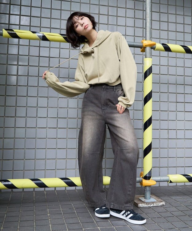 WEGO ピグメントショートグラフィックプルパーカー ベージュ