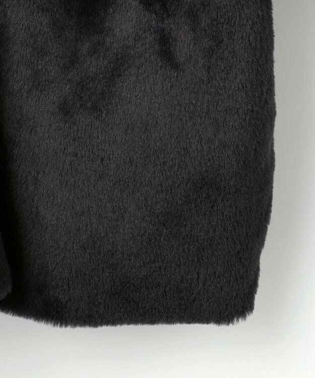 Feroux フード付きフェイクファー パーカー ブラック系