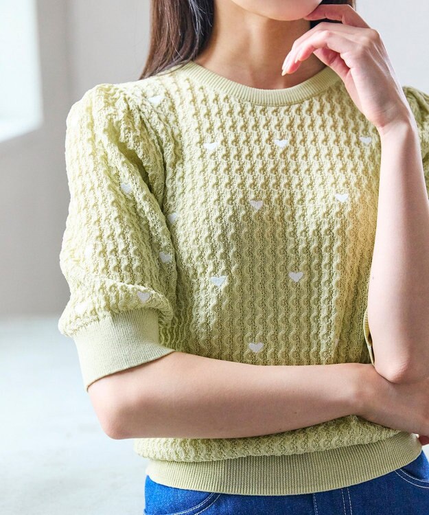 Feroux 【洗える】ハーフスリーブ ハート刺繍 ニット ライトイエロー系