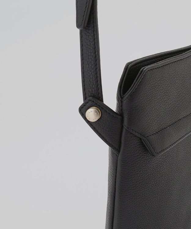 GOTAIRIKU 【ETIAM】シュリンク 縦型ショルダーバッグ《Grace》 ブラック系