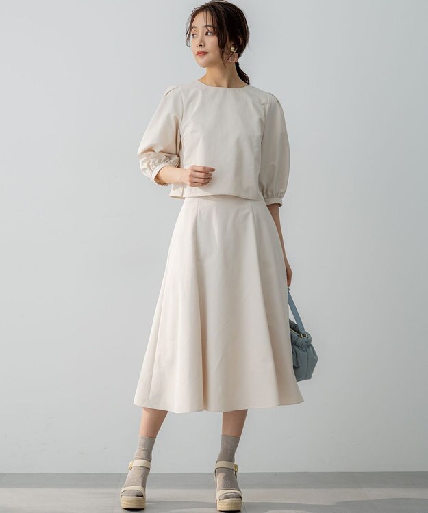 組曲 クロップドフレア セットアップ ベージュ系