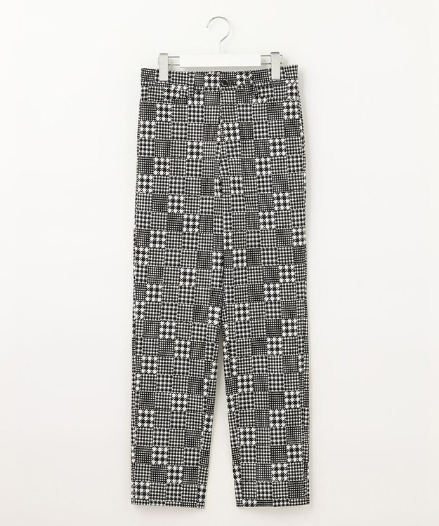 23区GOLF フレンチシックなスタイリングに！【WOMEN】チェック柄 テーパードパンツ ブラック系3