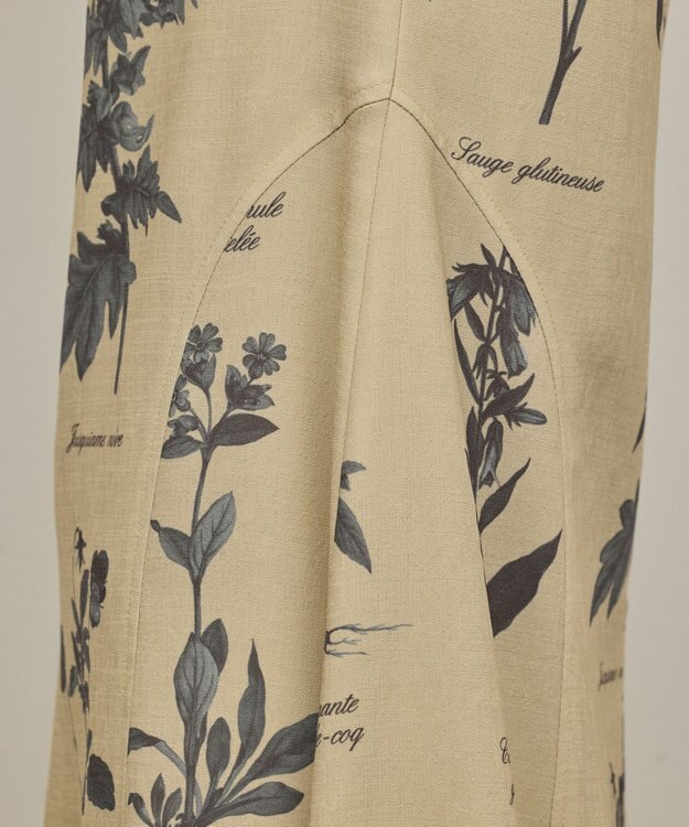 GRACE CONTINENTAL ボタニカルプリントフレアワンピース ベージュ