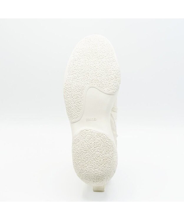 APOM ウォーターレジストレースアップスニーカー アイボリー