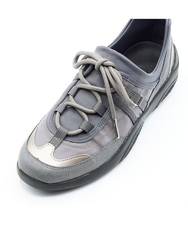 APOM ウォーターレジストレースアップスニーカー グレー