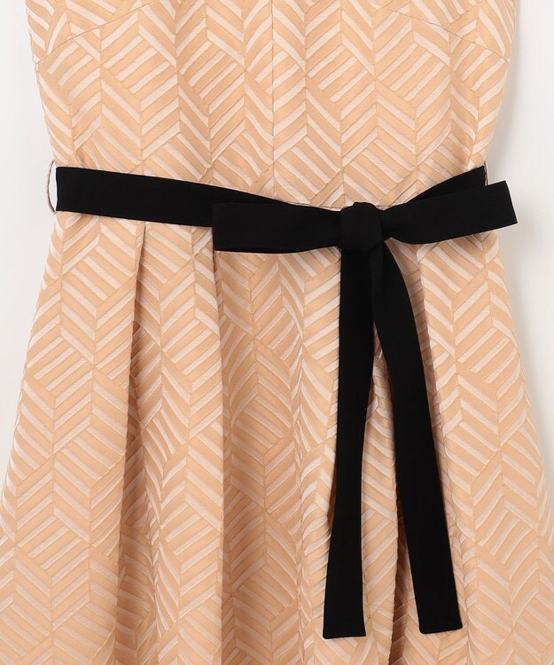 GRACE CONTINENTAL キカジャガードタックドレス ベージュ