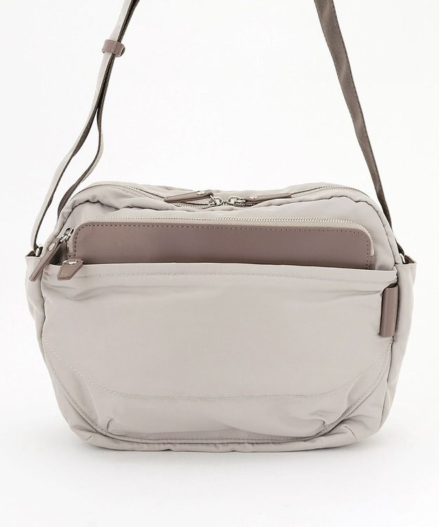 Y'SACCS ポリエステルツイル ショルダーバッグ グレージュ