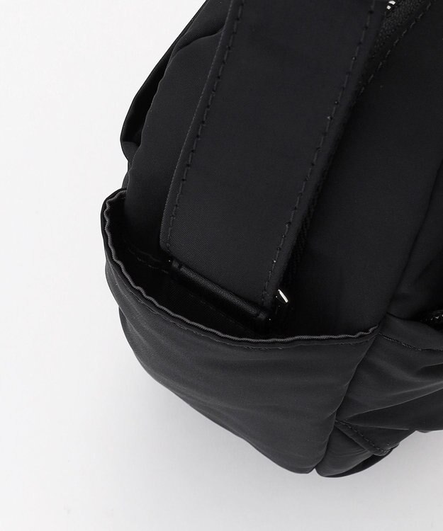 Y'SACCS ポリエステルツイル ショルダーバッグ ブラック