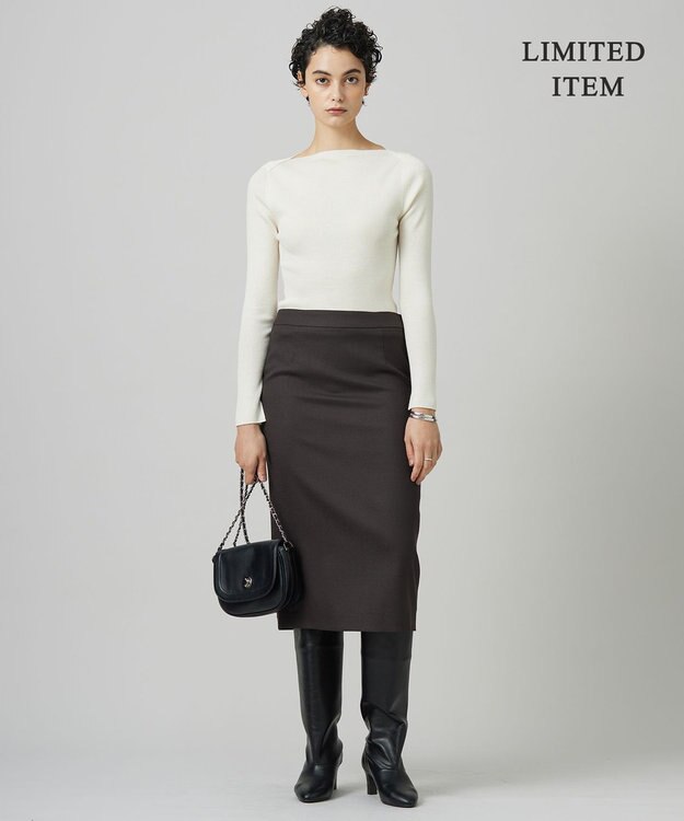 ICB 【WEB限定】 エクストラファインメリノ ボートネックプルオーバー オフホワイト系