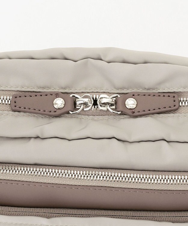 Y'SACCS ポリエステルツイル ショルダーバッグ グレージュ