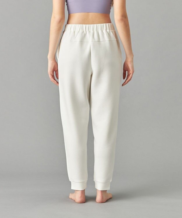 Chacott ダンボールジョガーパンツ オフホワイト