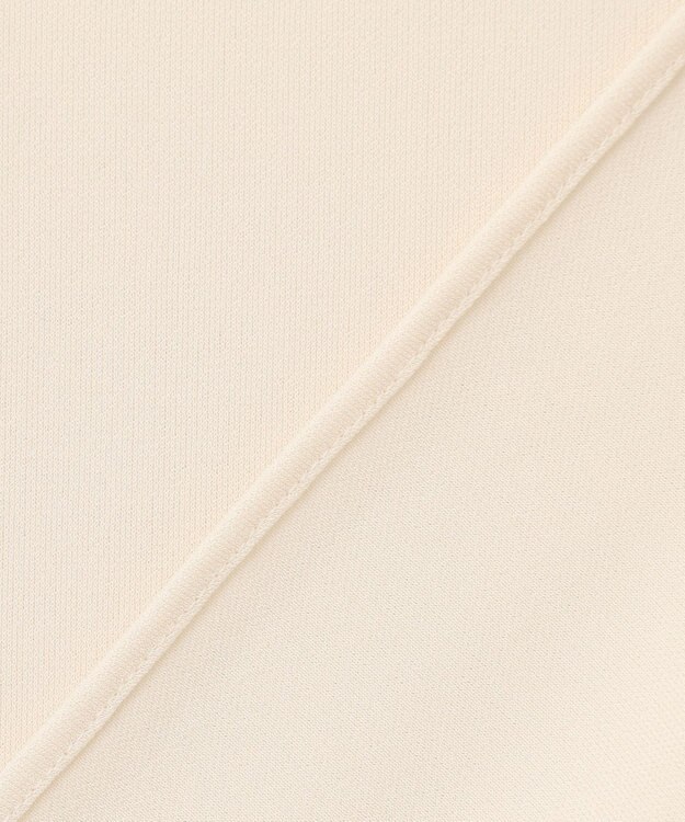 BEIGE， 【洗える・VERY 6月号掲載】MELLE / ジャージーハイネックカットソー Ecru