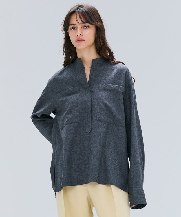 BEIGE， 【VERY NaVY12月号掲載】TERNES / ビックポケットプルオーバーウールブラウス Md.Gray