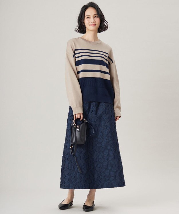 自由区 【洗える】コットンポリミドルゲージ ニット ベージュ×ネイビー