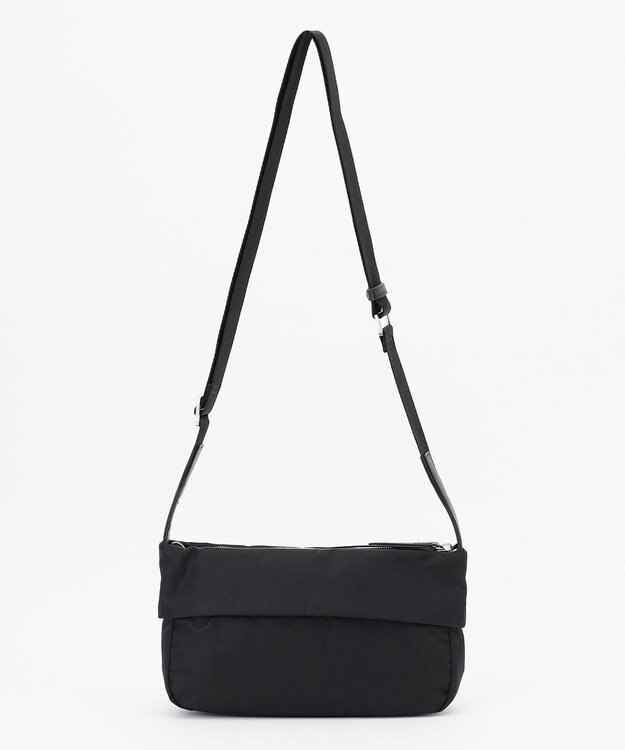 Y'SACCS リサイクルナイロン×カウレザー ラップミニショルダー ブラック