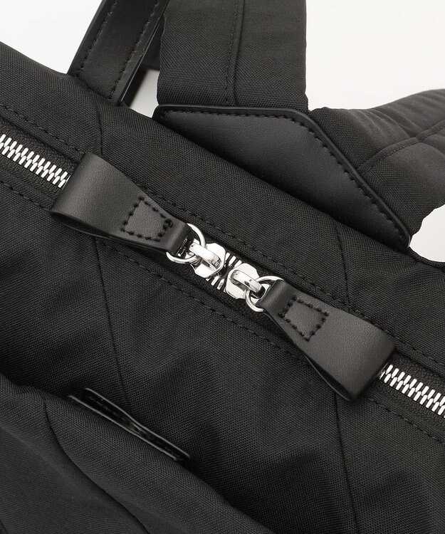 Y'SACCS ストリームラインデイパック ブラック