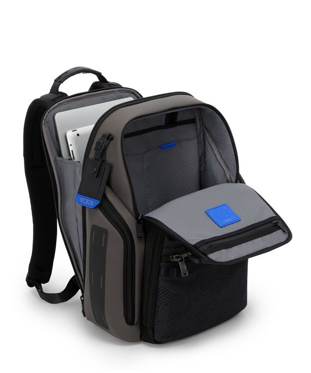 TUMI ALPHA BRAVO 「サーチ」バックパック ブラック ジオメトリック