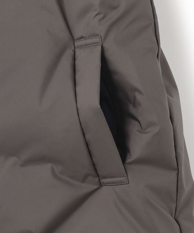 23区 S 【WEB&一部店舗限定】ステッチレス フーデット ダウン チャコールグレー系