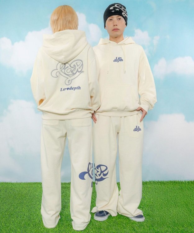 WEGO 【ユニセックス着用ITEM】ハートモチーフプルパーカー ホワイトアイボリー