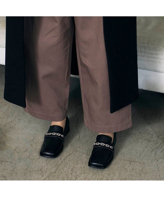 MODE ET JACOMO <MODE ET JACOMO>スクエアトゥチェーンローファー ブラック