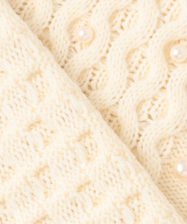 組曲 【WEB限定】パール釦ケーブル ニット アイボリー系