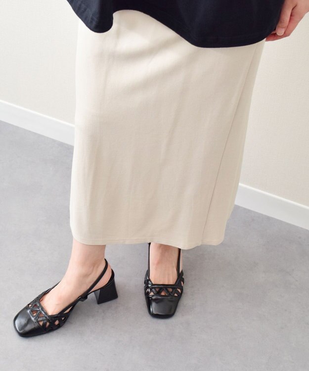 INTER-CHAUSSURES 【INTER-CHAUSSURES】スクエアトウチャンキーヒールバックバンド ブラックエナメル
