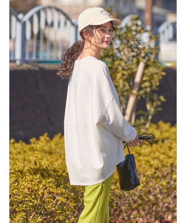 AMERICAN HOLIC ＵＶカット　ポンチコクーンプルオーバー Off White