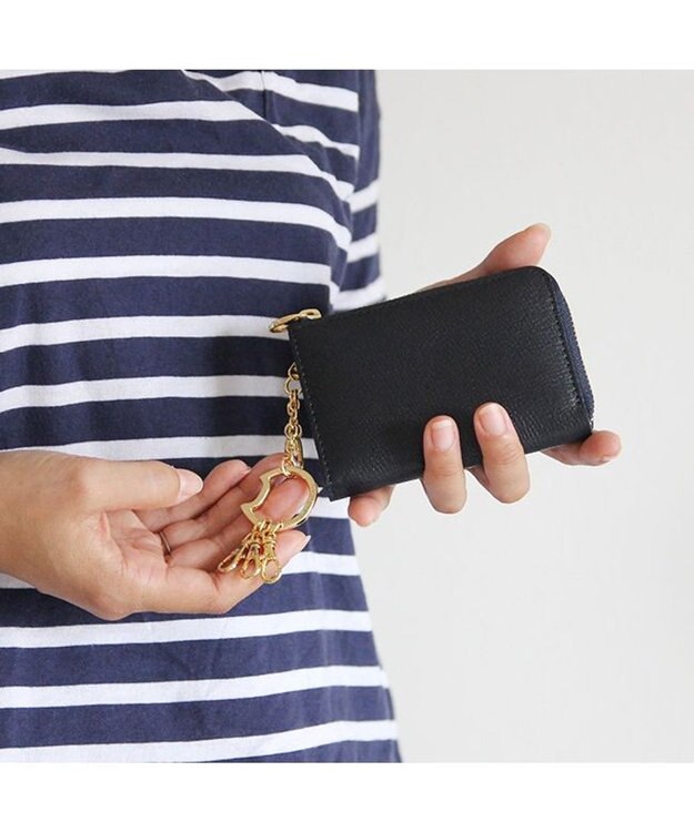 tsumori chisato CARRY プットオンネコ　マルチケース ネイビー