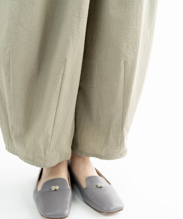 muuc 〈綿100%〉〈涼しいワッシャー生地〉〈裾タック入り〉〈ワイドシルエット〉サーカスパンツ グレーカーキ