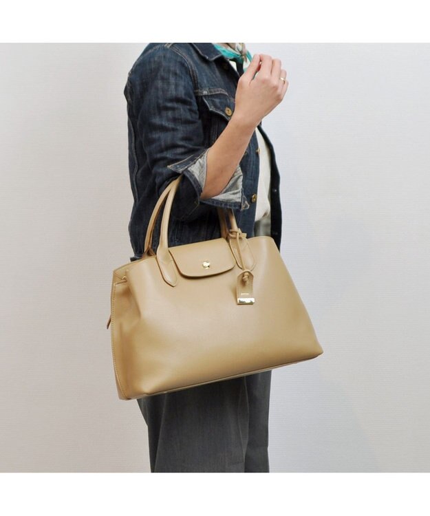 UNBILLION perche ゴートユーティリティヒネリかぶせA4トート オーク