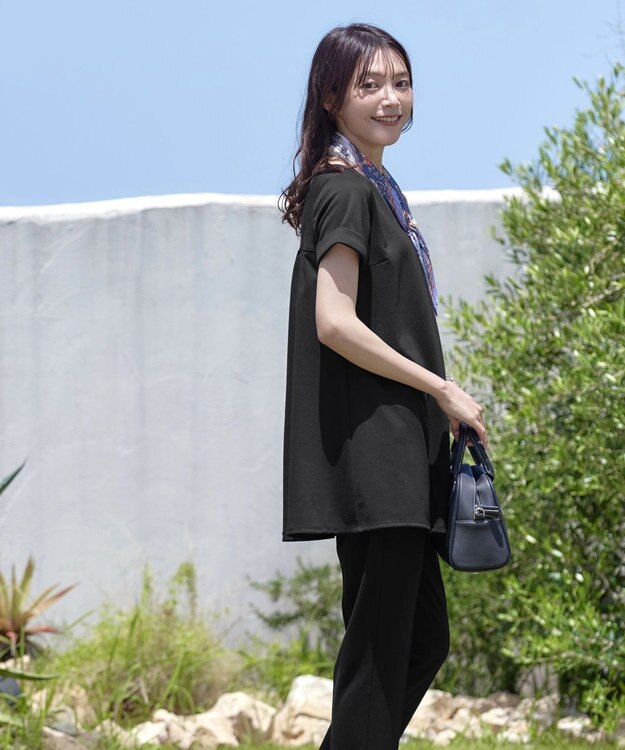 Tiaclasse 【UVカット・吸水速乾】 “きれい見え” バックフレアチュニック ブラック