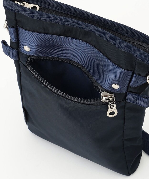 Y'SACCS テープデザイン　トラベルポシェット ネイビー