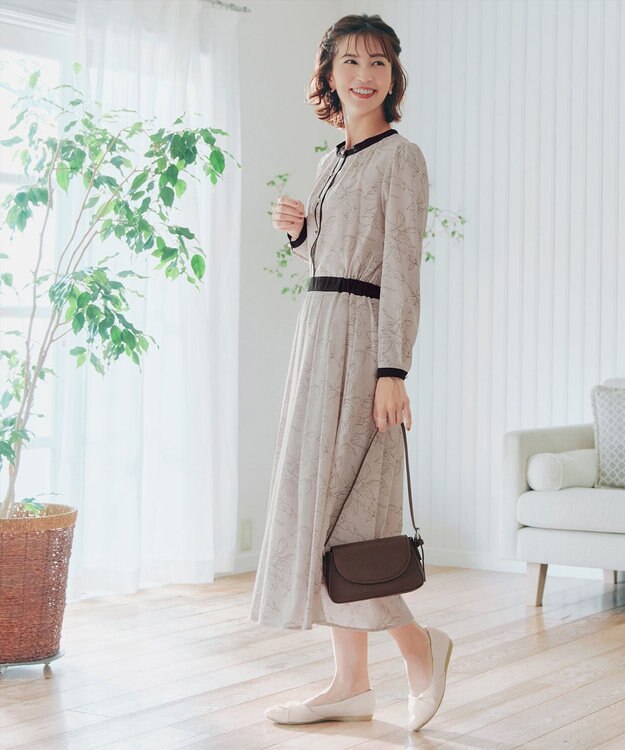 Tiaclasse 【安田美沙子さん着用・2TYPE肩紐/ショルダー&斜め掛け】フラップミニバッグ モカ(プレーン）