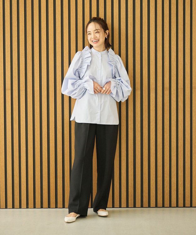 #Newans 【洗濯機可能/シワになりにくい】〈春名亜美さんコラボ〉ショルダーフリルブラウス サックス