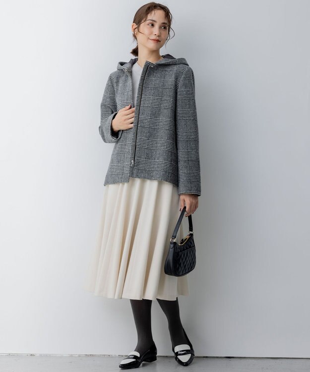 組曲 T/Rツイルストレッチ フレアスカート アイボリー系