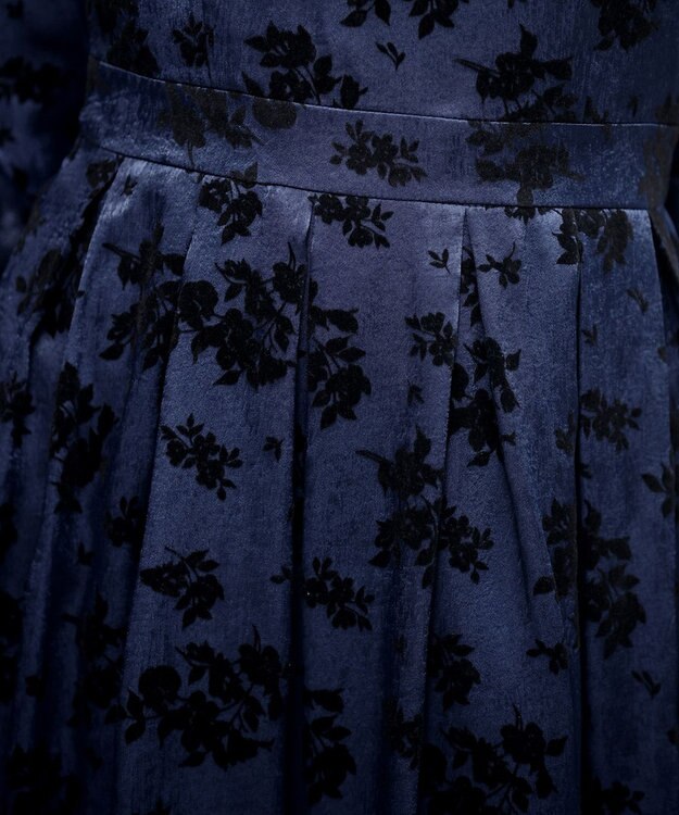 Tiaclasse 【安田美沙子さん着用・洗える】フラワーフロッキーワンピース ネイビー