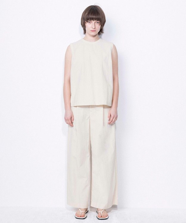 NAVE 【ReNAVE・洗える/撥水加工/接触冷感/UVケア/セットアップ】ナイロンタスラン ノースリブラウス アイボリー系