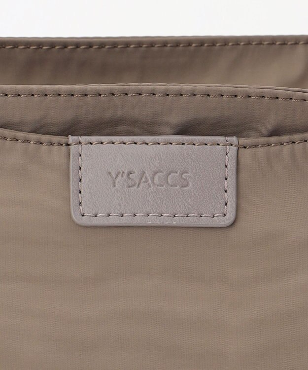 Y'SACCS 【ナイロンタフタ】トラベルショルダー mini ベージュ系その他