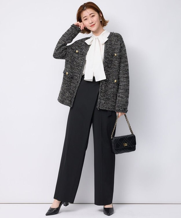 23区 【洗える】ライトメモリータフタ ボリュームボウタイ ブラウス アイボリー系