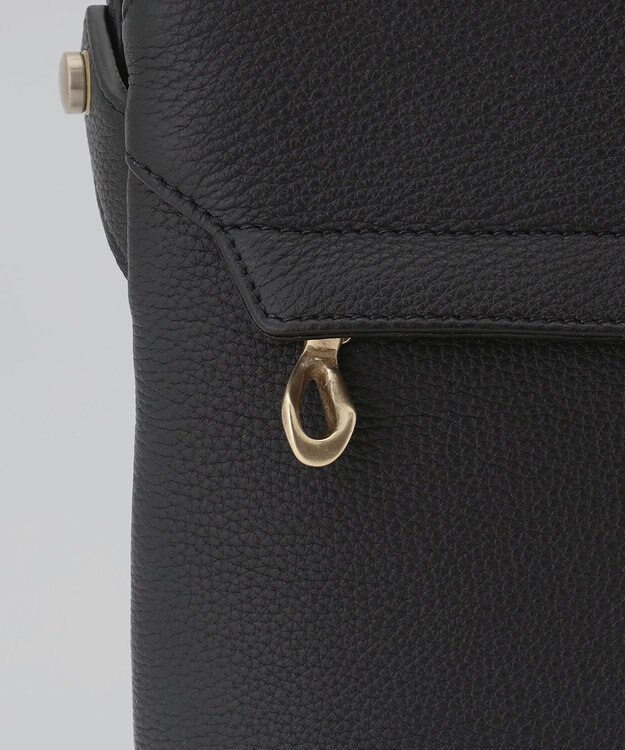 GOTAIRIKU 【ETIAM】シュリンク 縦型ショルダーバッグ《Grace》 ブラック系